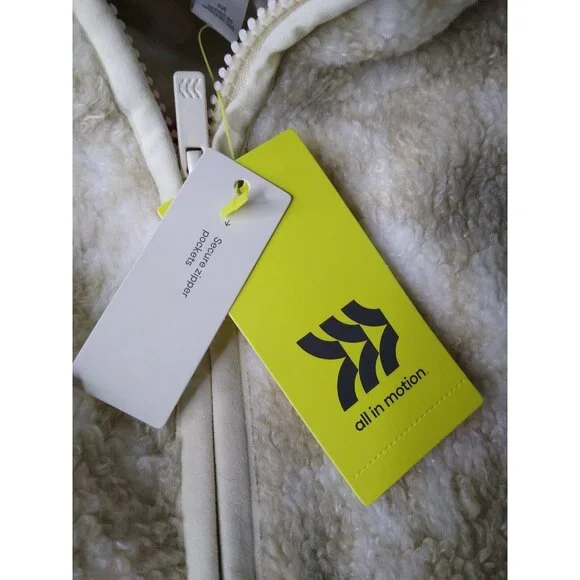 All In Motion Women's Sz M Cozy Beige Cheetah Print Full Zip Sherpa Jacket NEW - Picture 6 of 7
